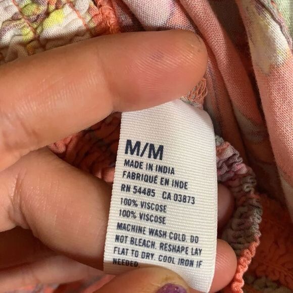 American Eagle Orange Floral Shorts - Picture 6 of 6